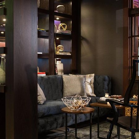 Renaissance Albany Hotel Bagian luar foto