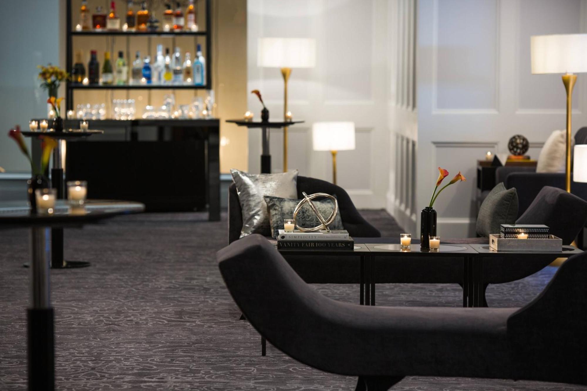 Renaissance Albany Hotel Bagian luar foto