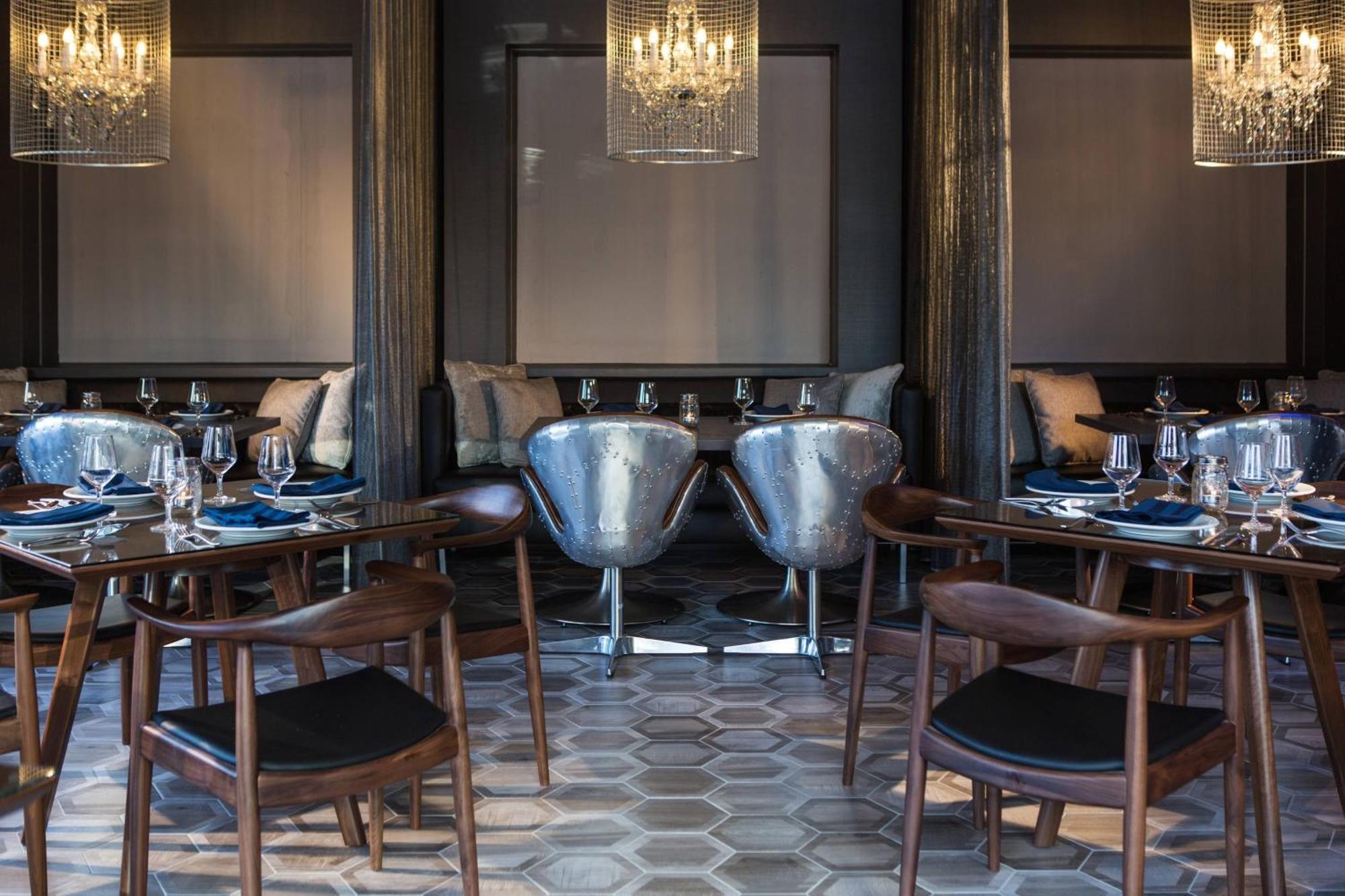 Renaissance Albany Hotel Bagian luar foto