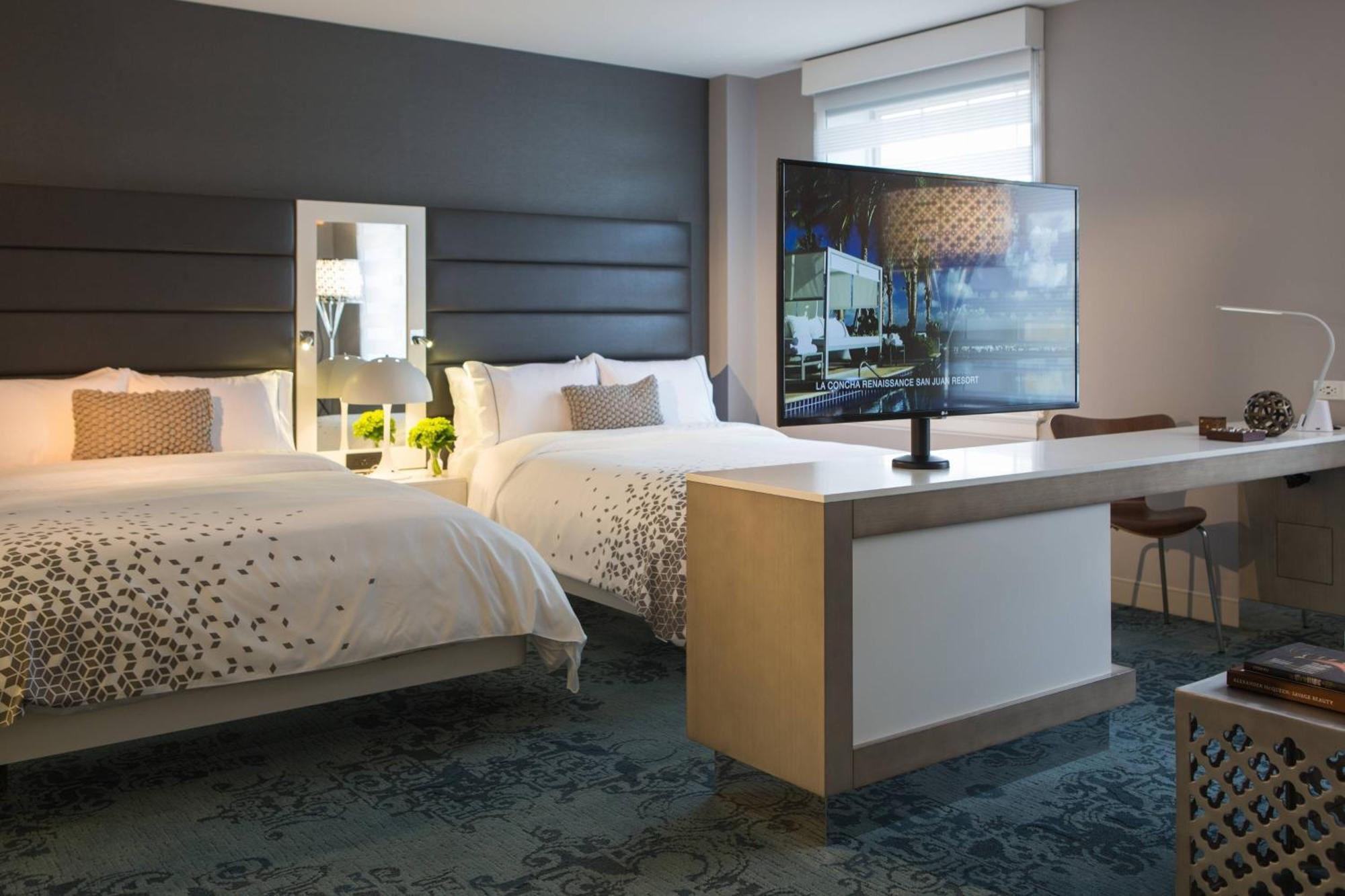 Renaissance Albany Hotel Bagian luar foto